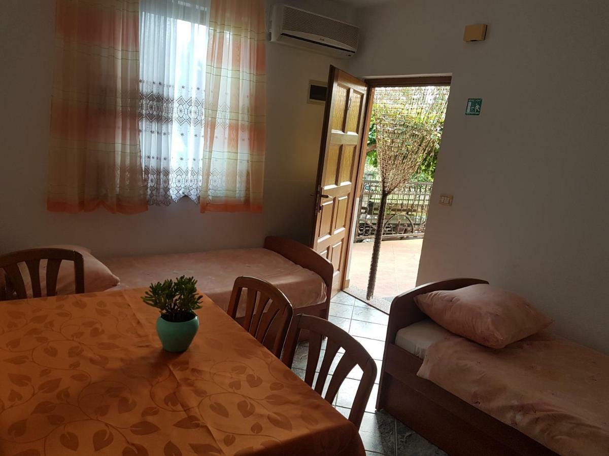 Apartman Edin Umag Exterior photo